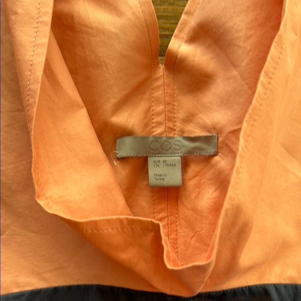 COS Pink and Blue V-Neck Boxy Blouse - Picture 2 of 3